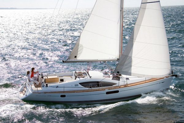 Jeanneau 45 Sail Yacht on Charter in Mumbai at Gateway of India